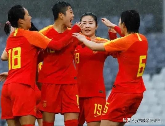 中国女足6:1大胜泰国,取得奥预赛的“开门红”,如何评价姑娘们的表现?