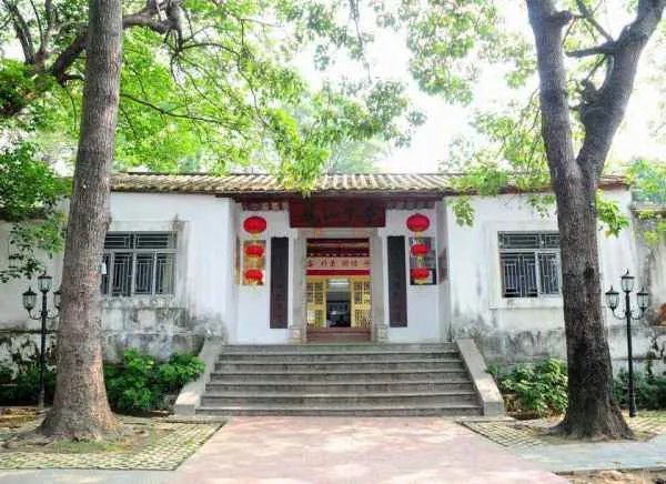 陆丰高一男学生校内坠亡有可疑吗?