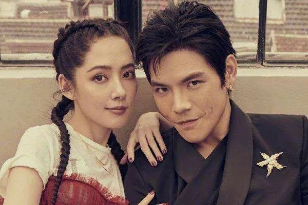 向佐没陪郭碧婷待产，具体有何原因呢？