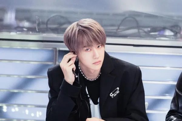 王一博为肖战庆生，真的是博君一肖，你看出来什么了？