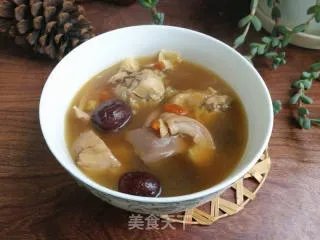肚包鸡