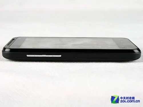 大屏1GHz/2000mAh仅999 双网佳通G2评测