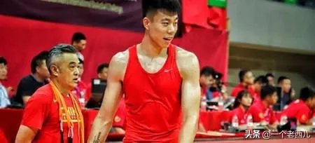 中国男篮首批裁员名单来了,刘志轩张镇麟任骏飞离队!对此,你怎么看?