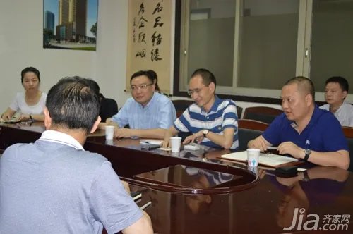 访齐家网副总裁李丹锋:思想比论坛本身走得更远