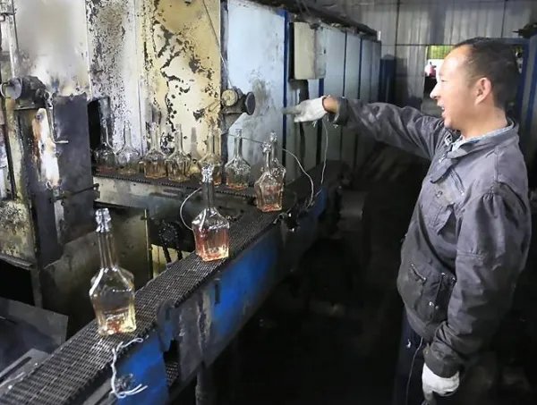 酒瓶制造