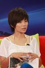 许飞面对网友质疑票数作假，她是怎么回应的？