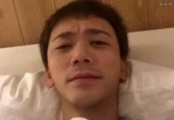 苏见信黑道背景竟然是这样的 黑道大哥家道中落?