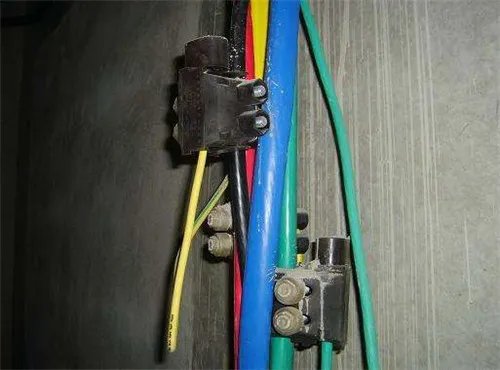 防水线接头怎么接