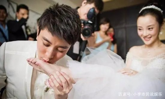 贾乃亮看到别人求婚就流泪,是不是被李小璐伤透了心?