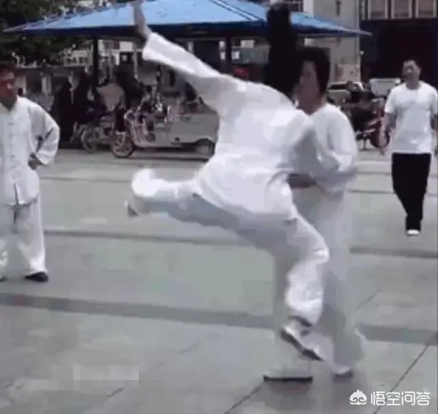 “武僧”一龙能打得过“太极宗师‘闫芳吗?