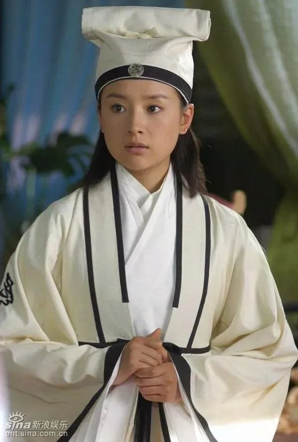 哪个女明星穿校服最好看?