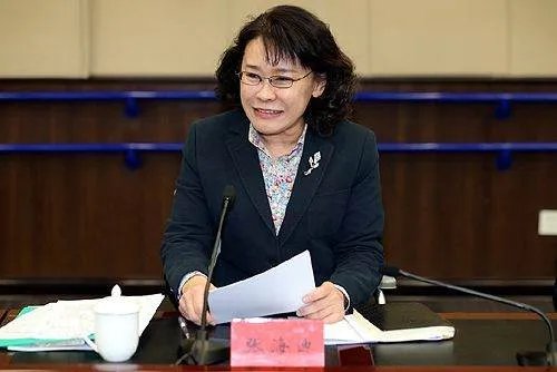 张海迪爱人王佐良出生日期？