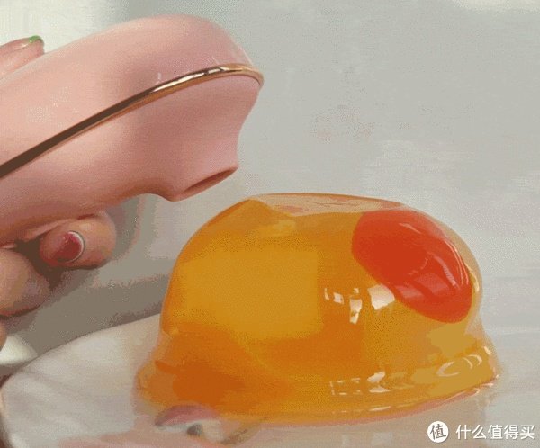能震会吸，极速狂飙，这谁顶得住？姑娘们！轻喃 0号吮吸按摩器，是最了解我们身体的“知音”