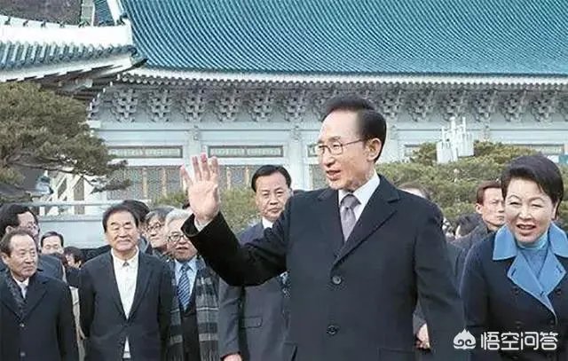 韩检方近日的举动,表达朴槿惠给李明博“腾地”的意思吗?