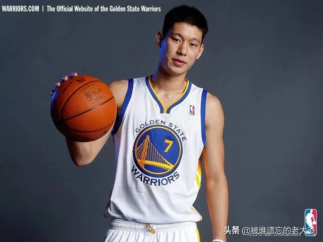 林书豪谈自由市场当众飙泪,感觉被NBA放弃,为何嘲笑林疯狂?