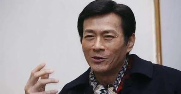 沈殿霞和郑少秋究竟是什么关系,他们之间有何恩怨纠葛?