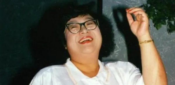 沈殿霞和郑少秋究竟是什么关系,他们之间有何恩怨纠葛?