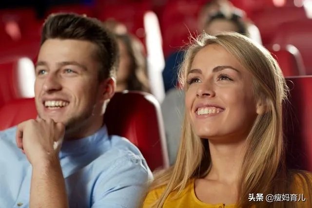 儿子和对象要去看电影，作为妈妈，也好久没有看过电影了，想跟着一起去看合适吗？