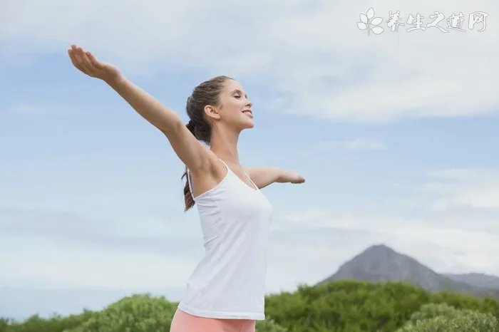 属牛男在床上和爱的女人表现