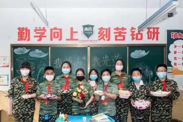 今秋开学起,劳动课正式升级为中小学独立课程,师资力量够吗?