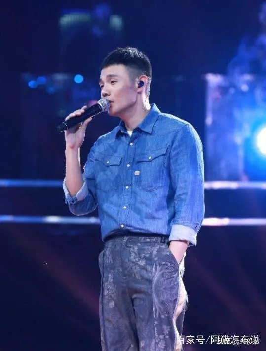 李荣浩回应选歌质疑,拒绝区别对待,音乐是否存在“高低贵贱”?