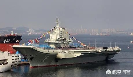 辽宁舰改造完毕今已出海,4月23日海军节阅舰式,双航母编队可期待吗?