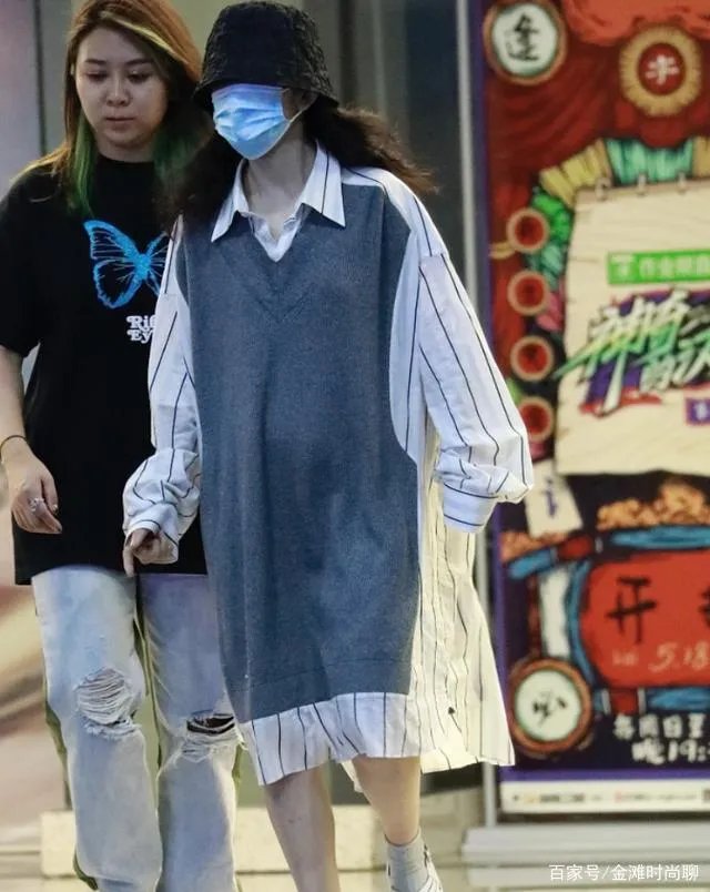 娱记曝谢娜二胎想在国外待产，因生完双胞胎后身体变差，你怎么看？