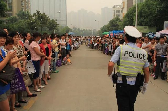 曾经的高考状元,如今都过得怎么样?