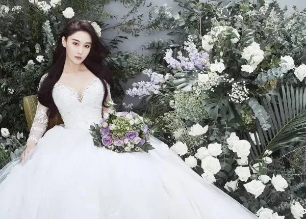 何捷在综艺中是张馨予的教官，她为什么会喜欢剪掉自己头发又严苛的何捷？
