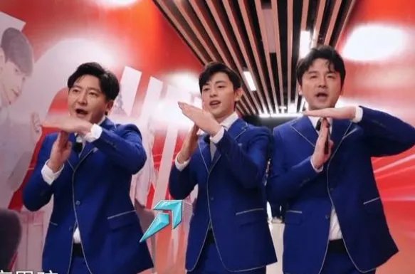 郭京飞写歌表白雷佳音,四个字的歌词为何引争议?