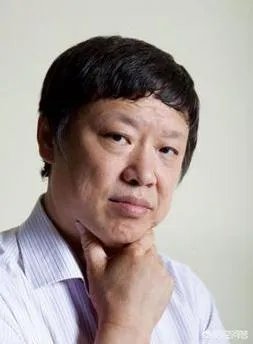 胡锡进发出长文认为杜嘉班纳不该被“杖毙”,胡锡进这样说是出于何种目的?你怎么看?