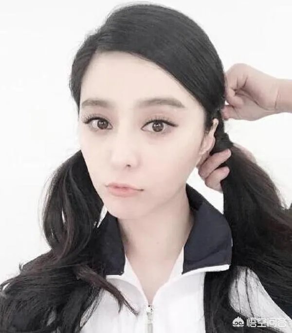 哪个女明星穿校服最好看?