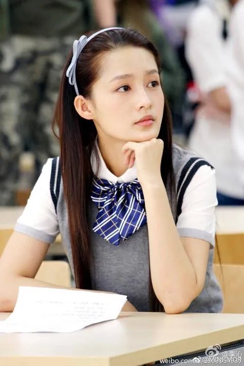 哪个女明星穿校服最好看?