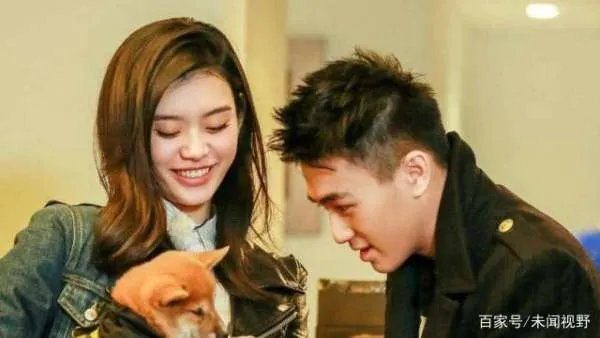 奚梦瑶被何猷君求婚:能被高富帅看上的姑娘,都不是简单的人,为何?