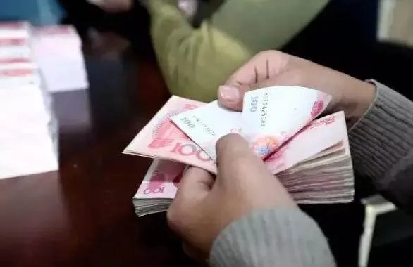 中国中等收入群体超3亿人,是喜讯还是陷阱