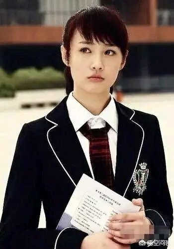 哪个女明星穿校服最好看?