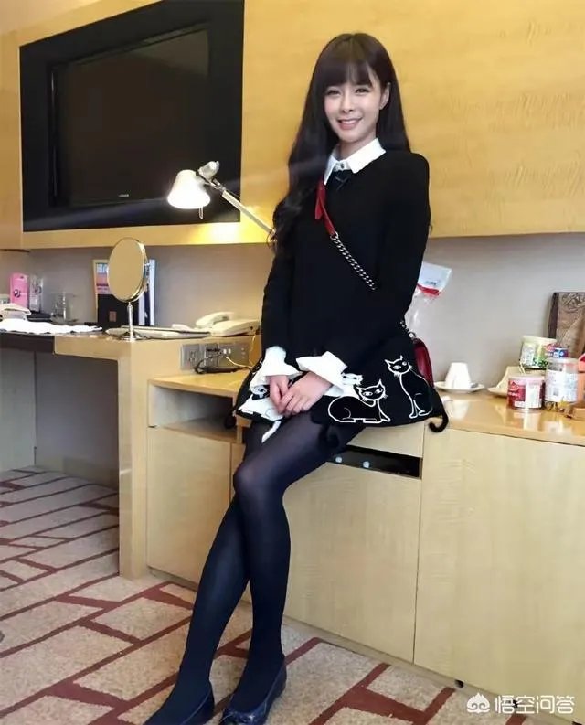 沈梦辰在闲鱼上卖“沈梦辰原味”鞋,你怎么看?