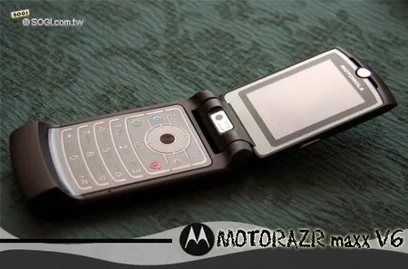 摩托罗拉RAZR maxx V6