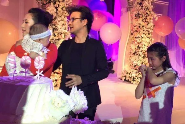 汪峰发文为大女儿庆生,后妈章子怡也送深情祝福,为何亲妈却没动静?