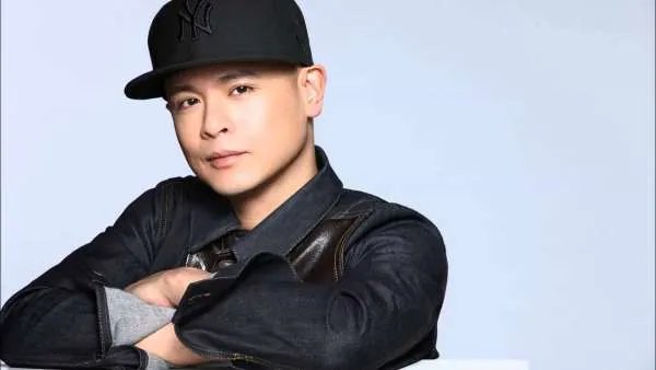 蒙面唱将 童话里不是骗人的是谁