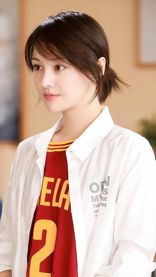 哪个女明星穿校服最好看?