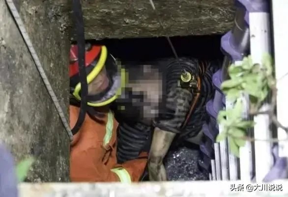 浙江女子喊老公下污水井救宠物狗致其身亡,年仅30岁,怎么看?