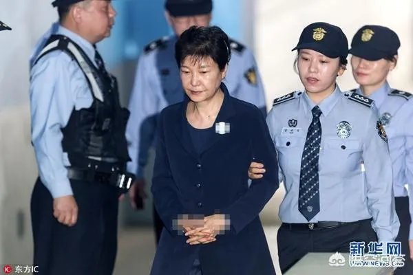 朴槿惠一审将电视直播,那么她会出庭受审吗?