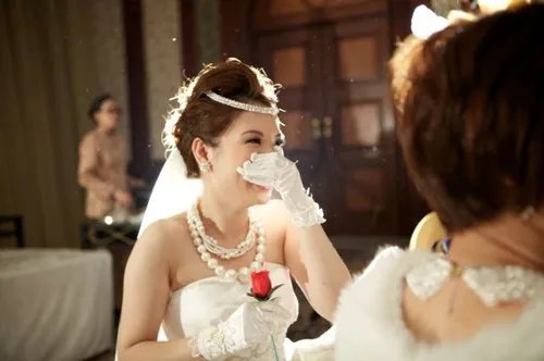 适合婚礼的歌曲有哪些 唱什么歌祝福闺蜜结婚