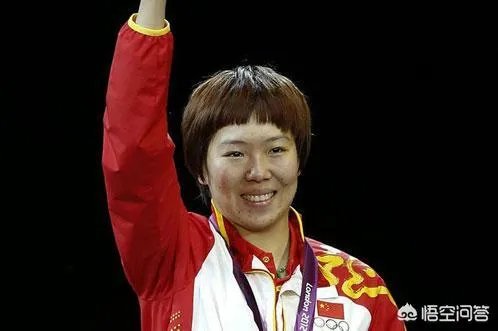 奥运冠军李晓霞为何如此之早就退役呢？
