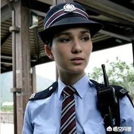 韩庚卢靖姗公开恋情,卢靖姗这种混血的五官对男生来说有不可抗拒的吸引力么?