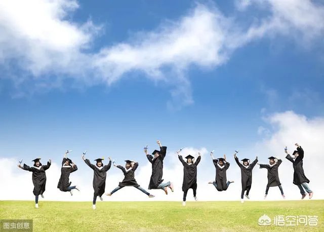 厦大51岁保安5年通过40多门考试,将获厦大法学学士学位,人要怎样励志改变命运呢?