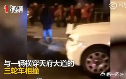 成都一劳斯莱斯撞死2名路人,检测暂未发现司机酒驾,对此你怎么看?