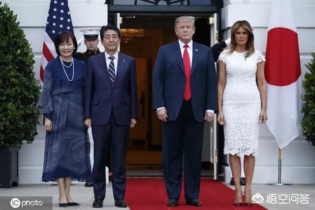 安倍晋三和特朗普因为红毯合影被讽刺是特朗普故意羞辱他，你怎么看？