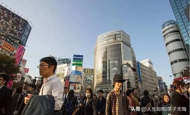 如果想要进高盛这类的知名投行，本科必须是清北复交吗？需要学什么专业？